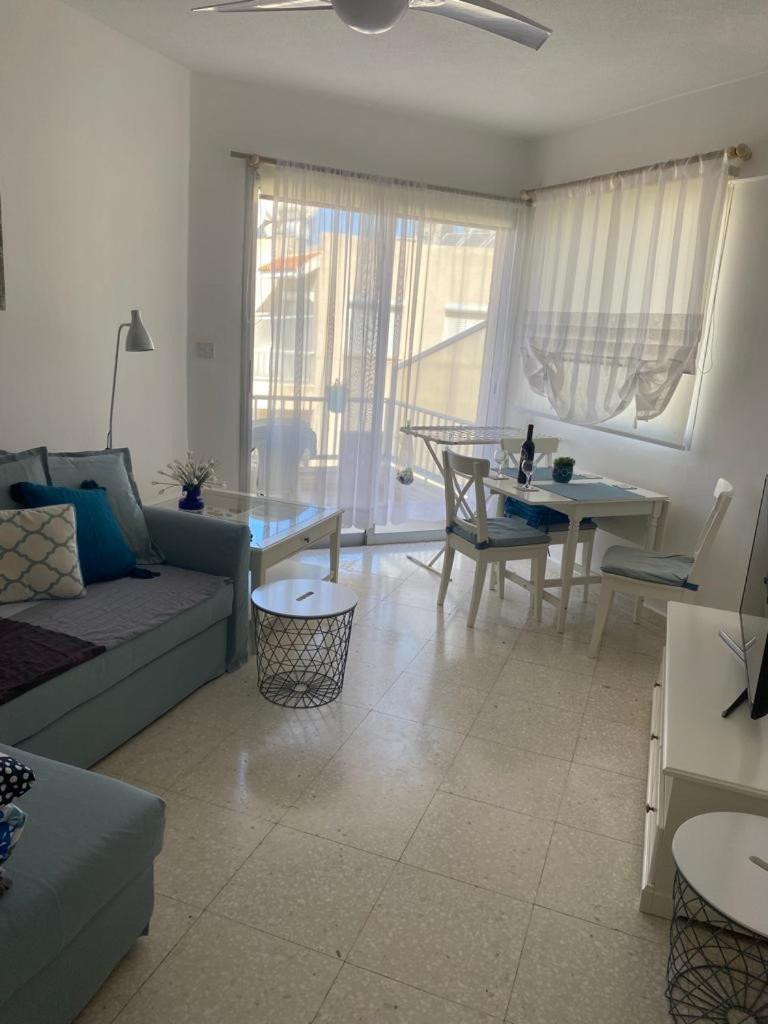 Modern Apartment In Pafos Near The Sea Extérieur photo